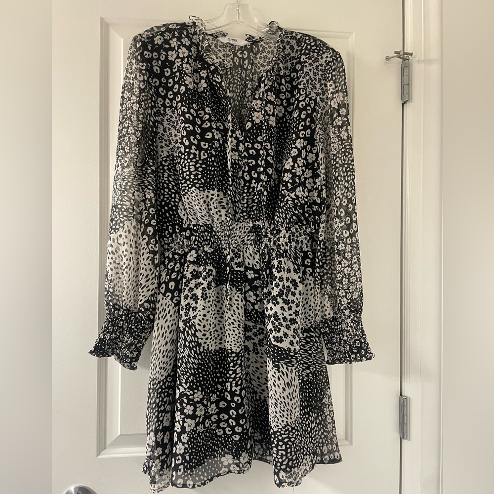BB Dakota Black & White Silky Dress (L)